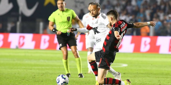 意甲豪门尤文图斯或迎来内马尔加盟：足坛巨星的意大利梦