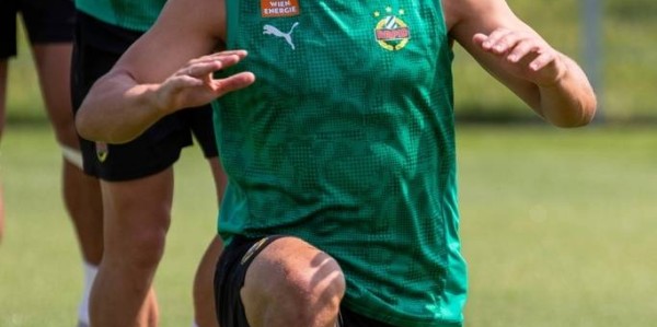 15岁鲁尼之子闪耀曼联青训！U19首战告捷，未来巨星初露锋芒