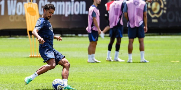 切尔西与巴黎圣日耳曼巅峰对决：谁能问鼎首届32队世俱杯冠军？